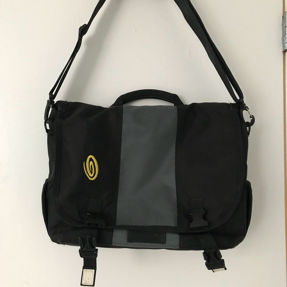 Timbuk2 Handbags - Timbuk2 Laptop Bag.